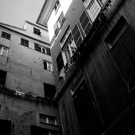In Piazza Grillo Cattaneo * Genoa